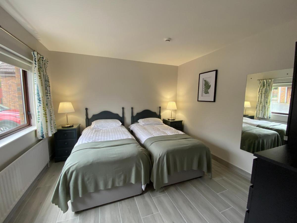 Tullybay Holiday Homes Kültér fotó